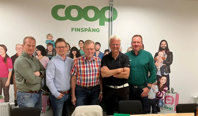 Kommunens representanter besöker Coop Finspång. 